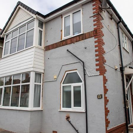 Wave Stays - First Floor Apartment Cleveleys Buitenkant foto